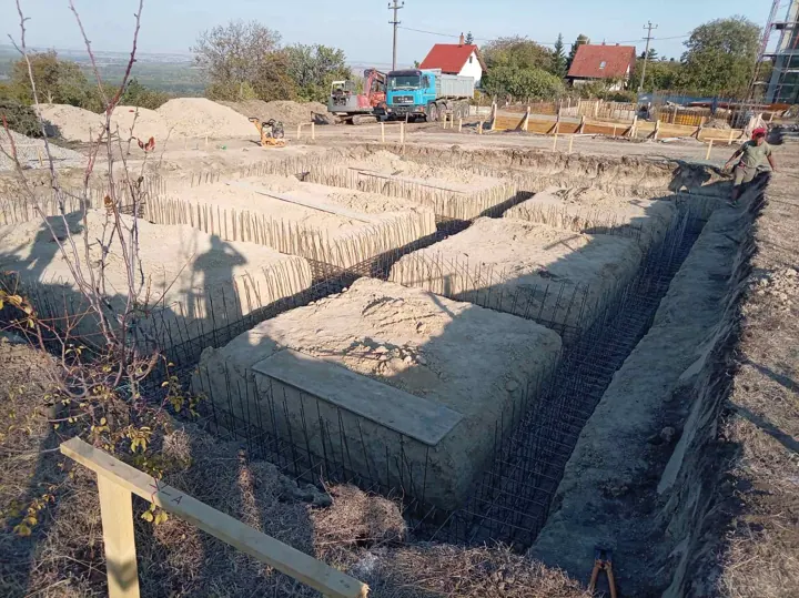 Arhiva pripreme i temelja — kadar 13 sa gradilišta u Starom Slankamenu.